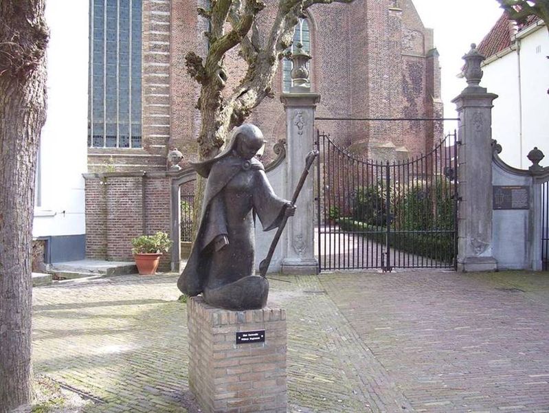 image034