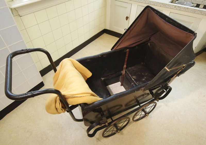 kinderwagen vroeger
